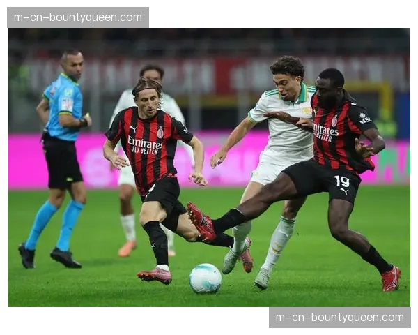 意甲AC米兰成为前八球队中唯一实现积分正向增长，比赛稳定性突出